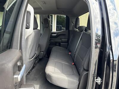 2021 Chevrolet Silverado 1500 LT   - Photo 11 - Rushville, IN 46173