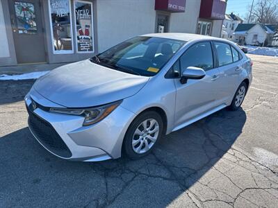 2021 Toyota Corolla LE   - Photo 2 - Rushville, IN 46173