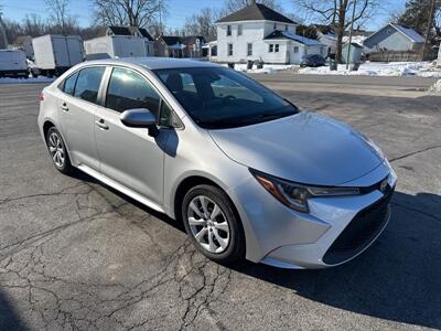 2021 Toyota Corolla LE   - Photo 4 - Rushville, IN 46173