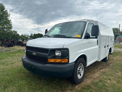 2016 Chevrolet Express 3500   - Photo 2 - Rushville, IN 46173