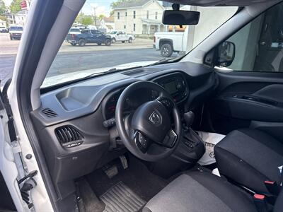 2022 RAM ProMaster City Tradesman   - Photo 5 - Rushville, IN 46173