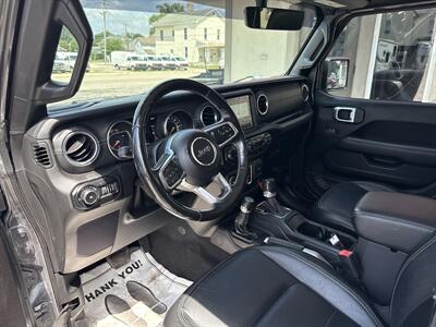 2020 Jeep Wrangler Unlimited Sahara   - Photo 10 - Rushville, IN 46173
