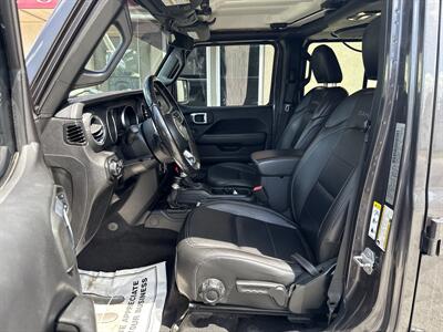 2020 Jeep Wrangler Unlimited Sahara   - Photo 9 - Rushville, IN 46173