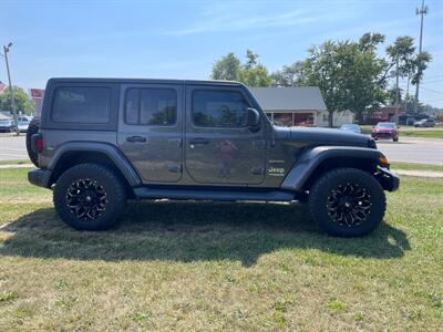 2020 Jeep Wrangler Unlimited Sahara   - Photo 5 - Rushville, IN 46173