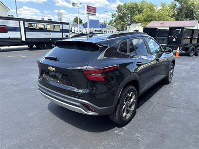 2026 Chevrolet Trax LT - Photo 5 - Rushville, IN 46173