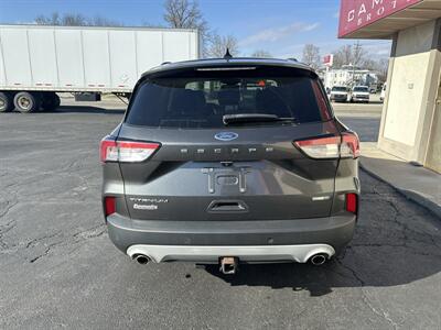 2020 Ford Escape Titanium   - Photo 6 - Rushville, IN 46173