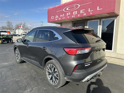 2020 Ford Escape Titanium   - Photo 7 - Rushville, IN 46173