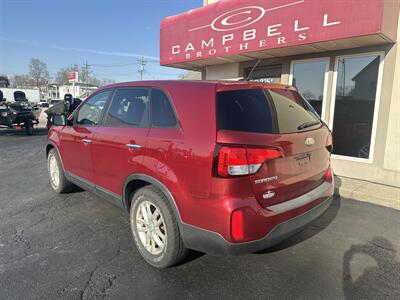 2014 Kia Sorento LX   - Photo 7 - Rushville, IN 46173