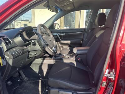 2014 Kia Sorento LX   - Photo 8 - Rushville, IN 46173
