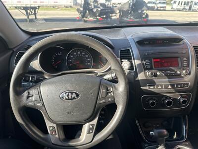 2014 Kia Sorento LX   - Photo 11 - Rushville, IN 46173