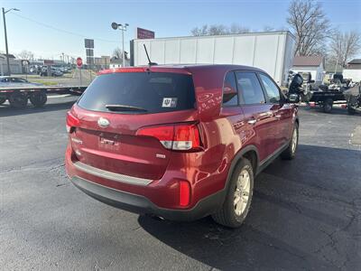 2014 Kia Sorento LX   - Photo 5 - Rushville, IN 46173