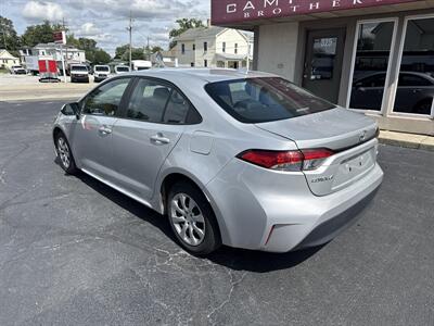 2024 Toyota Corolla LE   - Photo 5 - Rushville, IN 46173