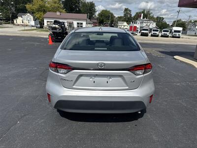 2024 Toyota Corolla LE   - Photo 4 - Rushville, IN 46173