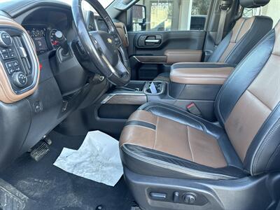 2023 Chevrolet Silverado 3500 High Country   - Photo 10 - Rushville, IN 46173