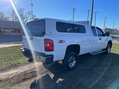 2007 Chevrolet Silverado 2500HD LT   - Photo 6 - Rushville, IN 46173