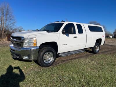 2007 Chevrolet Silverado 2500HD LT   - Photo 2 - Rushville, IN 46173