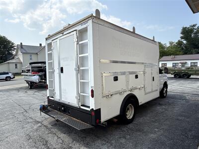 2019 Ford E-450 Cutaway   - Photo 5 - Rushville, IN 46173