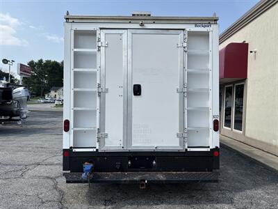 2019 Ford E-450 Cutaway   - Photo 6 - Rushville, IN 46173