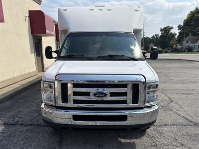 2019 Ford E-450 Cutaway   - Photo 3 - Rushville, IN 46173