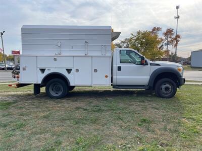 2012 Ford F550 XL   - Photo 5 - Rushville, IN 46173