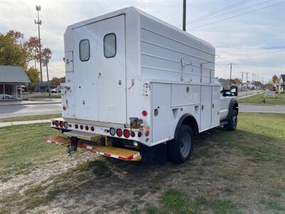 2012 Ford F550 XL   - Photo 6 - Rushville, IN 46173