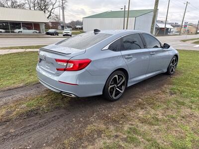 2022 Honda Accord Sport   - Photo 6 - Rushville, IN 46173