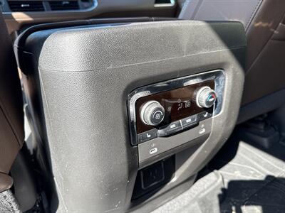 2023 Chevrolet Suburban High Country   - Photo 14 - Rushville, IN 46173