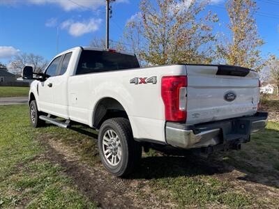 2017 Ford F-250 Super Duty XL   - Photo 8 - Rushville, IN 46173