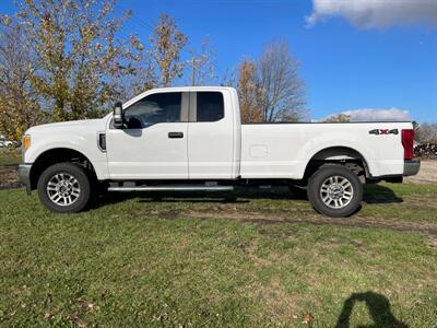 2017 Ford F-250 Super Duty XL   - Photo 1 - Rushville, IN 46173