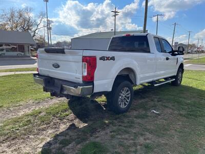 2017 Ford F-250 Super Duty XL   - Photo 6 - Rushville, IN 46173