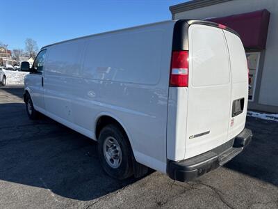 2019 Chevrolet Express 3500   - Photo 8 - Rushville, IN 46173