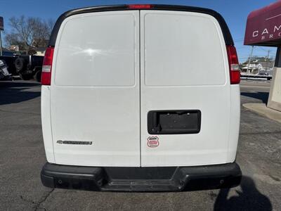 2019 Chevrolet Express 3500   - Photo 7 - Rushville, IN 46173