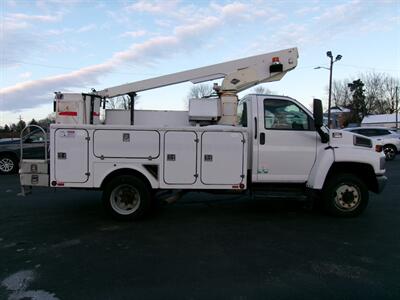 2004 GMC C4500 4500 Base   - Photo 13 - Rushville, IN 46173