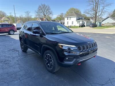 2025 Jeep Compass Trailhawk   - Photo 4 - Rushville, IN 46173