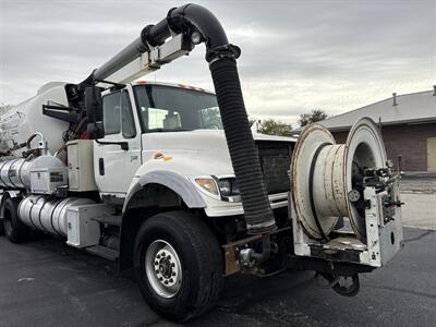 2007 International 7600 Vactor 2100 Series Vac Truck   - Photo 5 - Rushville, IN 46173
