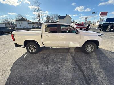 2023 Chevrolet Colorado LT   - Photo 5 - Rushville, IN 46173