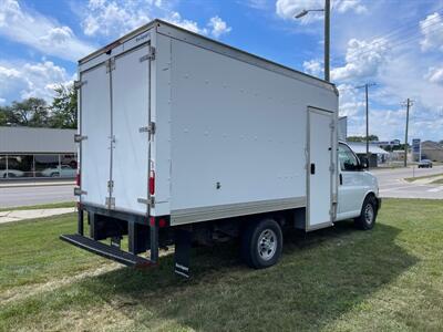 2018 Chevrolet Express 3500   - Photo 6 - Rushville, IN 46173