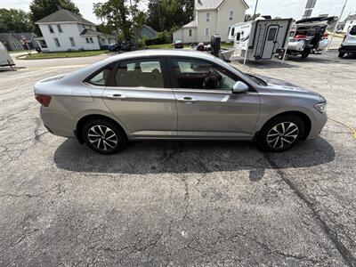 2024 Volkswagen Jetta S   - Photo 4 - Rushville, IN 46173