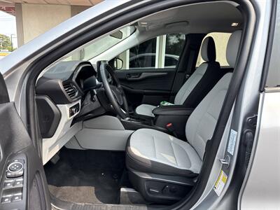 2024 Ford Escape Active   - Photo 9 - Rushville, IN 46173