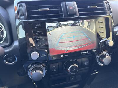 2024 Toyota 4Runner TRD Off-Road   - Photo 16 - Rushville, IN 46173