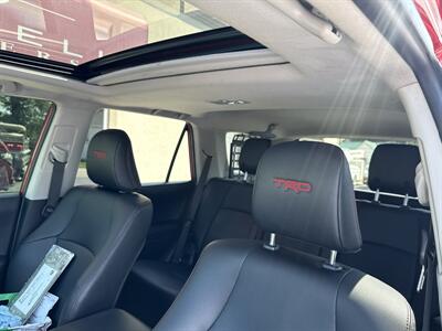 2024 Toyota 4Runner TRD Off-Road   - Photo 11 - Rushville, IN 46173