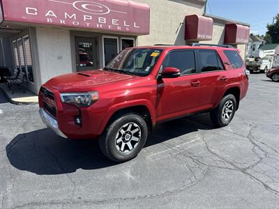 2024 Toyota 4Runner TRD Off-Road   - Photo 3 - Rushville, IN 46173