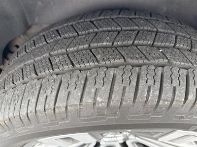 2017 GMC Yukon XL Denali   - Photo 8 - Rushville, IN 46173