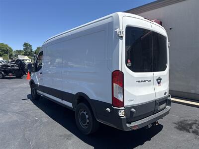 2015 Ford Transit 250 - Photo 11 - Rushville, IN 46173