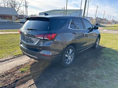 2022 Chevrolet Equinox LT   - Photo 6 - Rushville, IN 46173