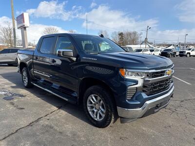 2023 Chevrolet Silverado 1500 LT   - Photo 4 - Rushville, IN 46173