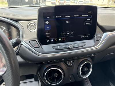 2023 Chevrolet Blazer LT   - Photo 11 - Rushville, IN 46173