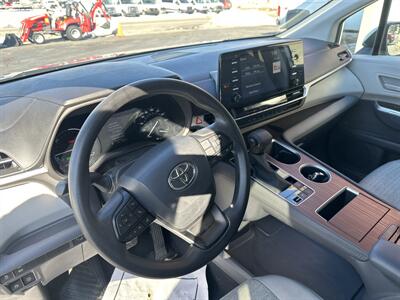 2024 Toyota Sienna LE 8-Passenger   - Photo 10 - Rushville, IN 46173