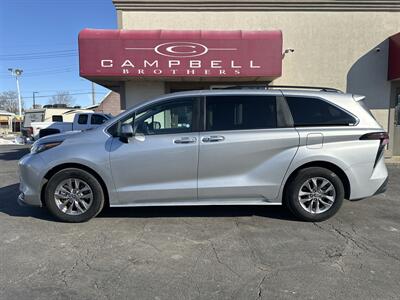 2024 Toyota Sienna LE 8-Passenger   - Photo 2 - Rushville, IN 46173