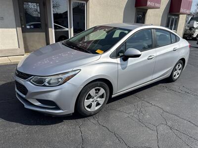 2017 Chevrolet Cruze LS Manual   - Photo 2 - Rushville, IN 46173